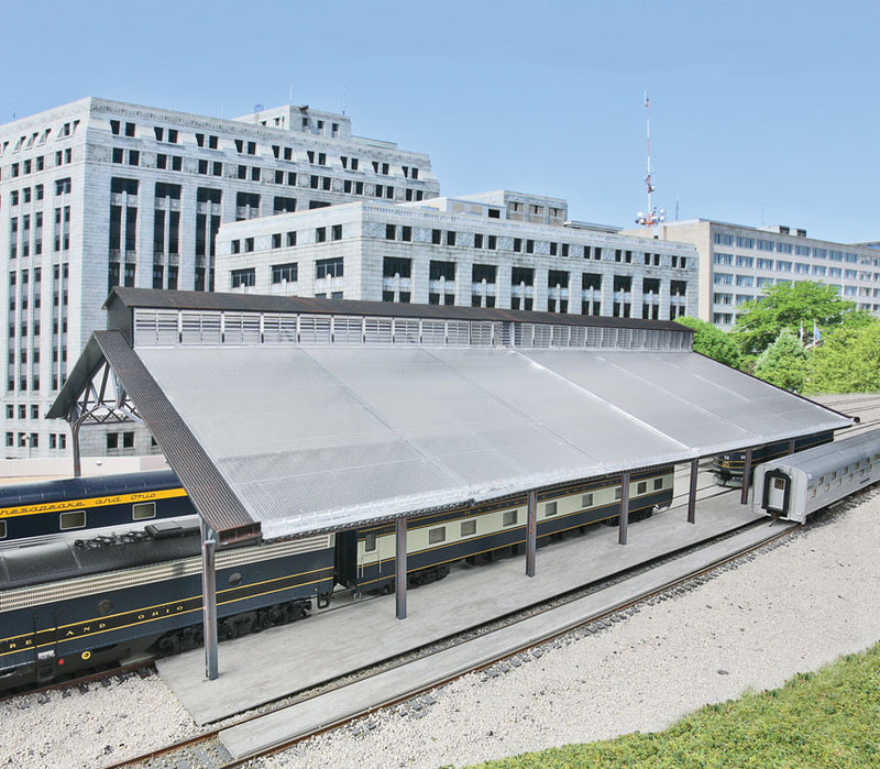 Chargez l'image dans la visionneuse de la galerie, Walthers Cornerstone HO Train Shed with Clear Roof - Kit