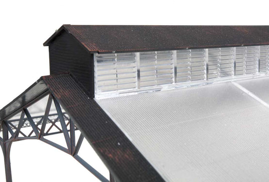 Walthers Cornerstone HO Train Shed with Clear Roof - Kit