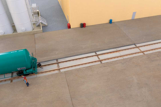 Walthers Cornerstone HO Concrete Track Pads pkg(9) - Kit