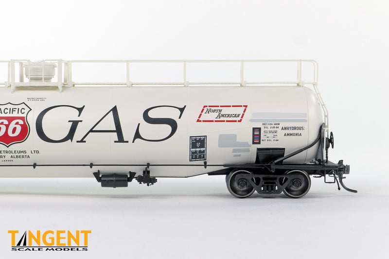 Chargez l'image dans la visionneuse de la galerie, Tangent Scale Models HO Wagon-citerne NACC 1963-Design 30,000 Gallon double paroi GPL/AA - NATX - Pacific 66 Calgary 1979+