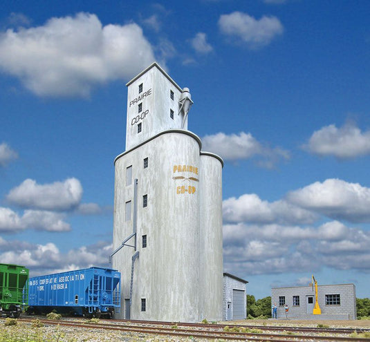 Walthers Cornerstone HO Prairie Co-Op Elevator - Kit