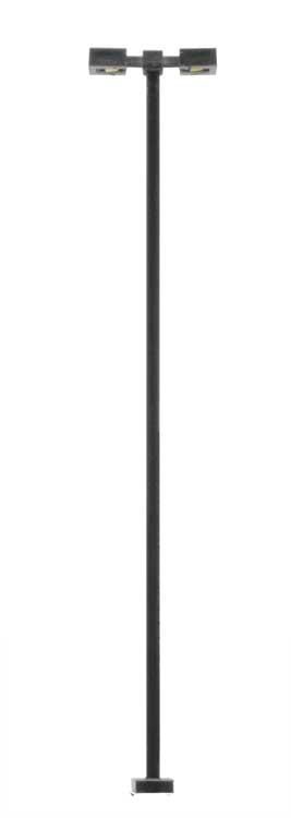 Load image into Gallery viewer, Atlas HO luminaire à tête carrée à DEL poteau noir – Deux bras, Blanc chaud, 30 pi à l'échelle (150-70000215)