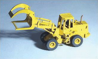 GHQ IT18F Log Loader - Kit -- With Operator Figure