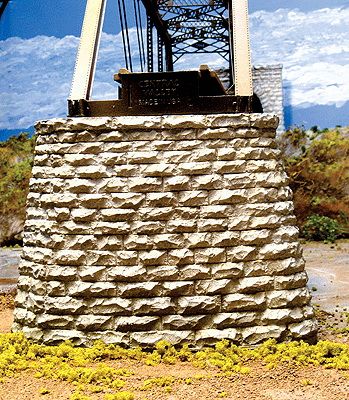 Chooch Single-Track Cut Stone Bridge Pier w/Pointed End -- 4-5/8 x 1 x 3-3/4  11.7 x 2.5 x 9.5cm