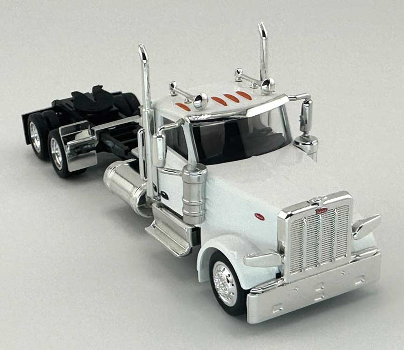 Chargez l'image dans la visionneuse de la galerie, Logistics Replicas HO – Tracteur routier Peterbilt 589 à cabine de jour (2 essieux)