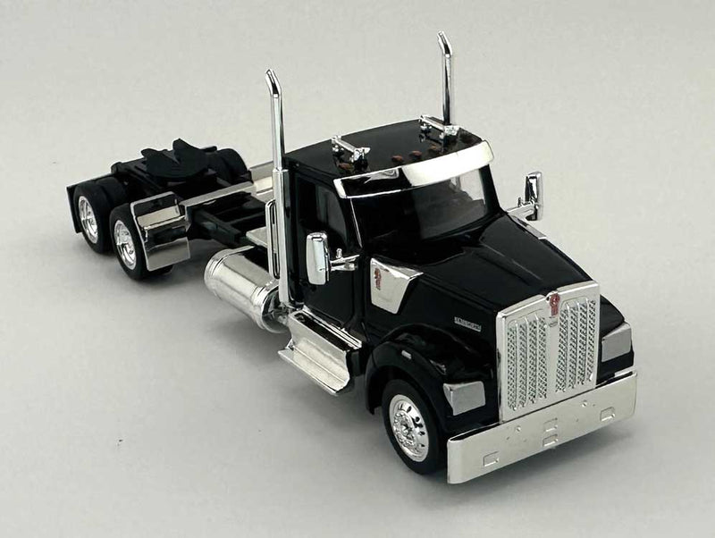 Chargez l'image dans la visionneuse de la galerie, Logistics Replicas HO – Tracteur routier Kenworth 990 à cabine de jour (2 essieux)
