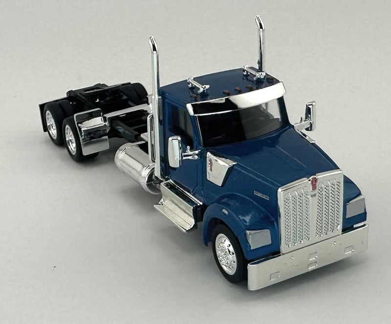 Chargez l'image dans la visionneuse de la galerie, Logistics Replicas HO – Tracteur routier Kenworth 990 à cabine de jour (2 essieux)