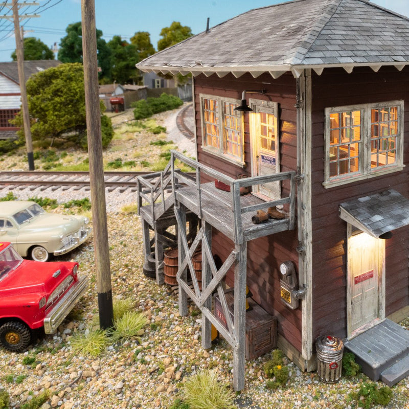 Chargez l'image dans la visionneuse de la galerie, Woodland Scenics HO Built-&-Ready - Interlocking Tower