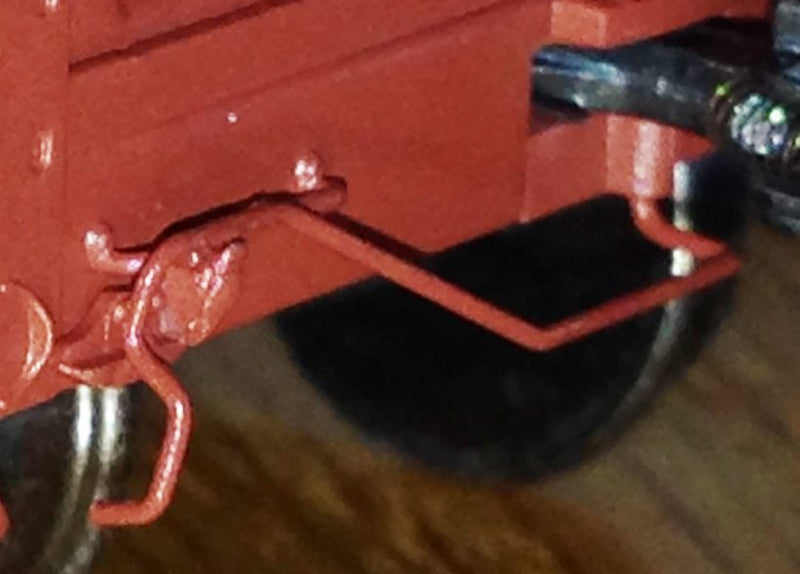 Chargez l'image dans la visionneuse de la galerie, Tangent Scale Models HO Coupler Lift Bars – Sharper Drop Angle – 5 Pairs