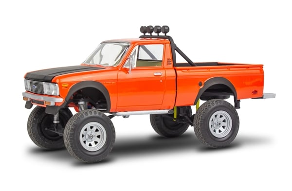 Chargez l'image dans la visionneuse de la galerie, Revell 1/25 Chevy 4x4 LUV "High Roller"