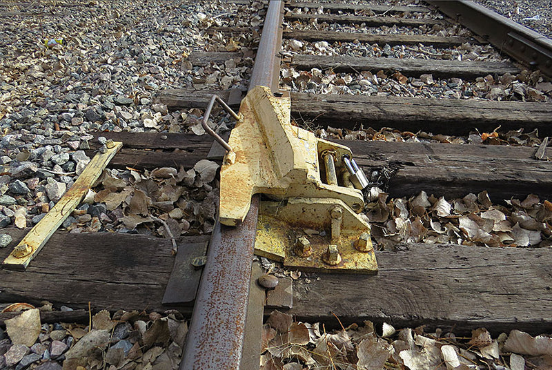 Load image into Gallery viewer, S.V.R. HO Derail without tie (glued on track installation) Code 70/83 - 3D printed