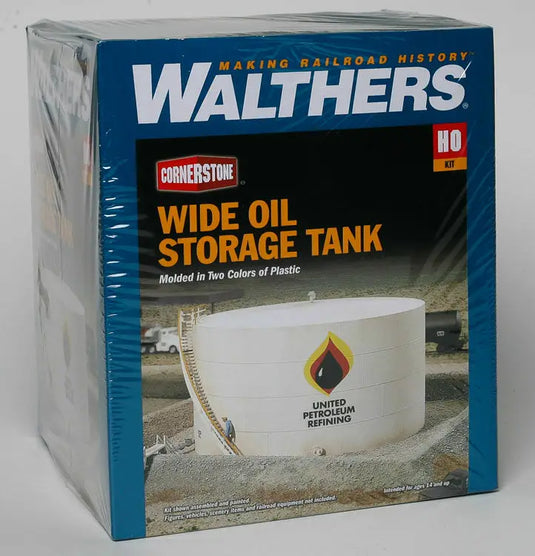 Walthers Cornerstone HO Wide Oil Storage Tank w/Berm - Kit