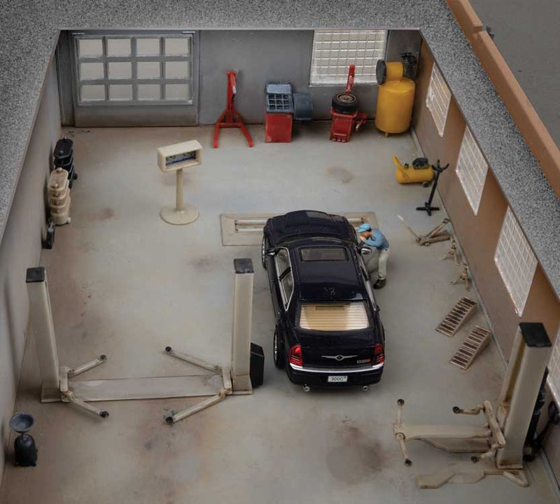 Load image into Gallery viewer, Walthers SceneMaster HO Garage Detail - Kit #2 - 20pcs
