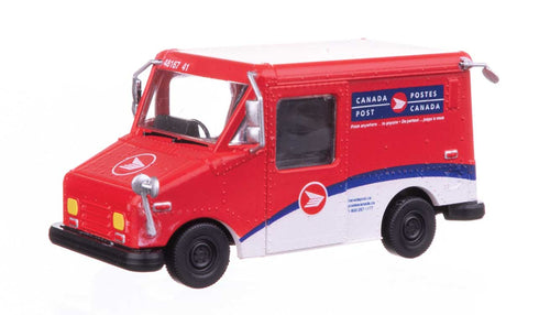 Walthers SceneMaster HO Morgan Olson Long Life Vehicle (LLV) Mail Truck - Canada Post (1998-Present Scheme)