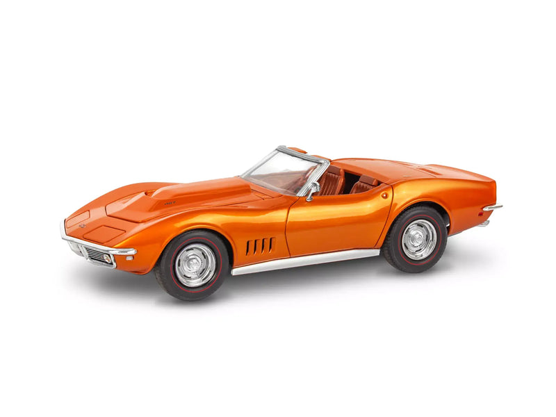 Load image into Gallery viewer, Revell 1/25 1968 Corvette L-88 Roadster
