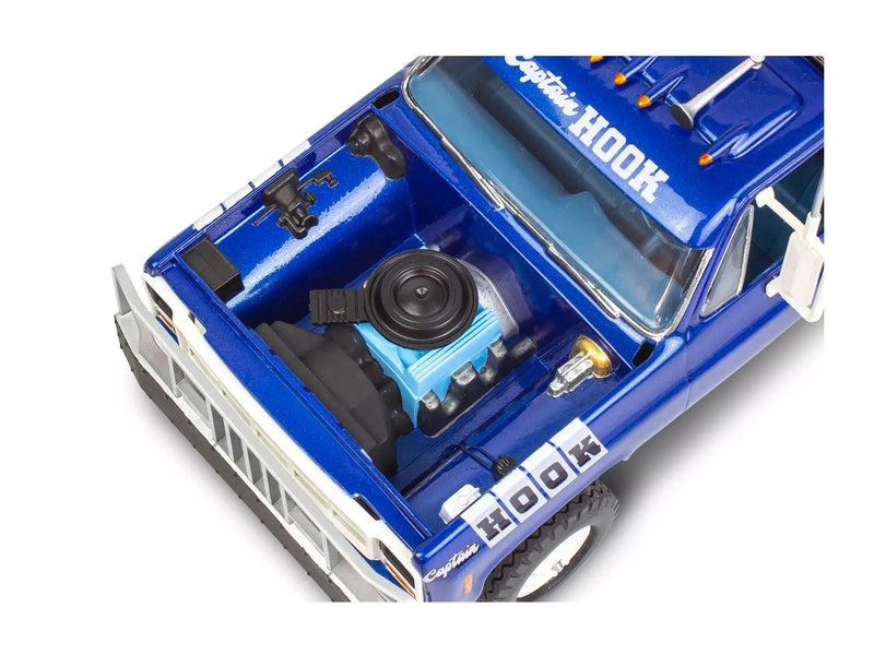 Chargez l&#39;image dans la visionneuse de la galerie, Revell 1/25 1979 Captain Hook GMC Wrecker
