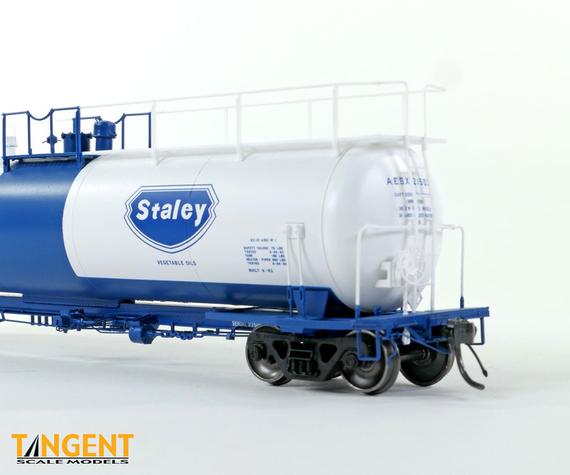 Chargez l'image dans la visionneuse de la galerie, Tangent Scale Models HO Wagon-citerne NACC 1963-Design 20,500 Gallon Non-isolé - Staley - AESX
