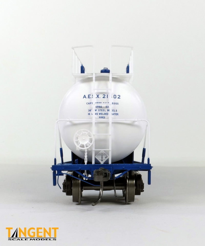 Chargez l'image dans la visionneuse de la galerie, Tangent Scale Models HO Wagon-citerne NACC 1963-Design 20,500 Gallon Non-isolé - Staley - AESX
