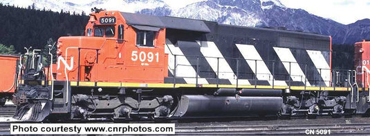 Bowser Executive HO GMD SD40 - w/DCC & Sound - Canadian National (Zebra Stripes)