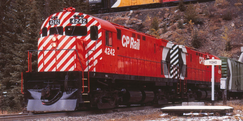Load image into Gallery viewer, Rapido Trains HO Scale MLW C-424 (DC/DCC/Sound): CP Rail (Action Red - 5&quot; Stripes)
