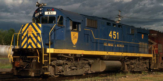 Rapido Trains HO Scale ALCO C-424m (DC/DCC/Sound): Delaware & Hudson (Blue Scheme)