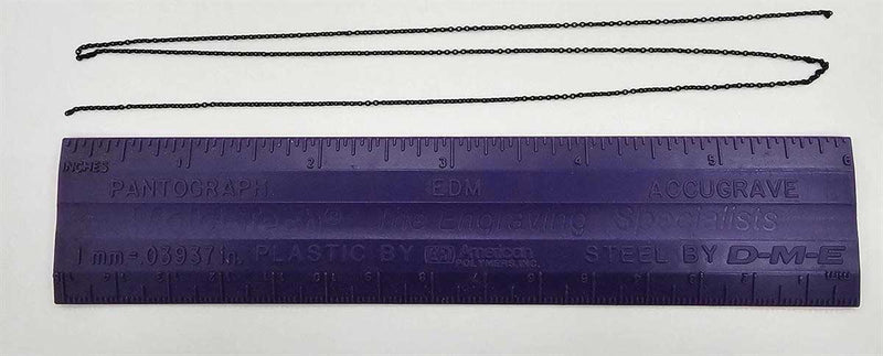 Load image into Gallery viewer, Tichy Train Group HO Blackened Brass Chain - 40 Links Per Inch, 18&quot; 45.7cm Length
