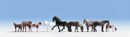 Walthers SceneMaster HO Majestic Horses - pkg(9)