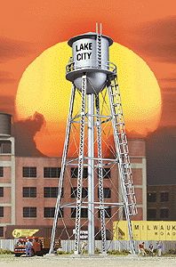 Walthers Cornerstone HO City Water Tower - Assembled - Silver
