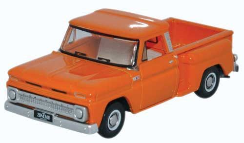 Oxford Diecast HO Chevrolet Stepside Pick-Up 1965 Orange