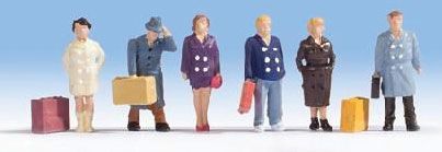 Walthers SceneMaster HO City Travelers - pkg(6)