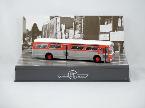 Rapido Trains HO New Look Bus Standard Unlettered Red