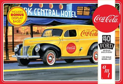 AMT 1/25 1940 Ford Sedan Delivery Coca-Cola