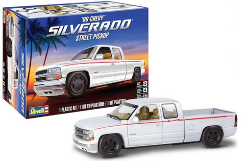 Revell 1/24 1999 Chevy Silverado Street Pickup Truck