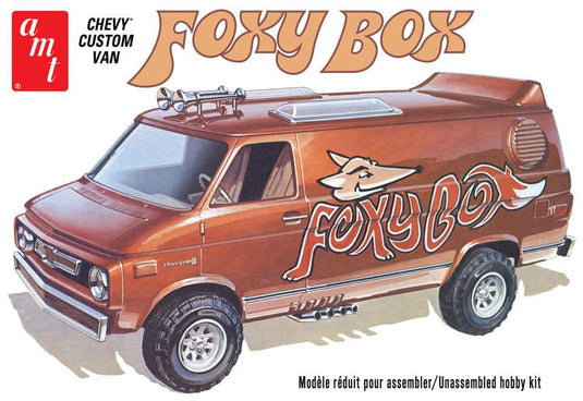 AMT 1/25 1975 Chevy Van "Foxy Box"
