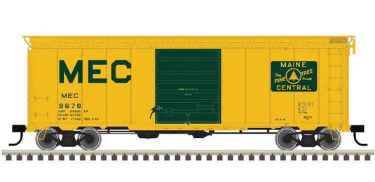 Atlas Master Line HO 40' Postwar Boxcar with 8' Door - Maine Central #8679