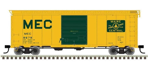 Atlas Master Line HO 40' Postwar Boxcar with 8' Door - Maine Central #8693