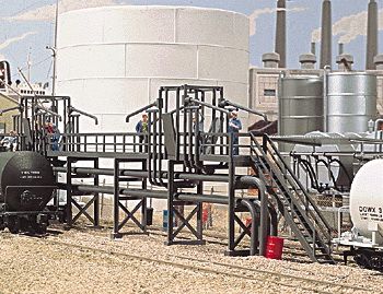 Walthers Cornerstone HO Tank Car Oil Loading Platform - Kit