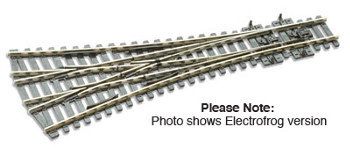 Peco HO Code 100 Streamline SL-99 Medium Radius Three-Way Turnout Insulfrog