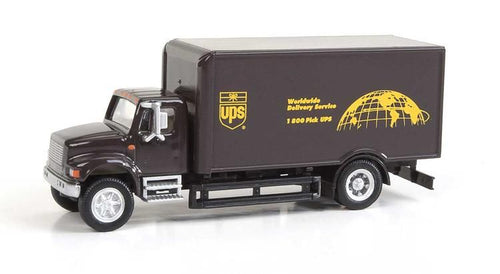 Walthers SceneMaster HO International 4900 Single-Axle Box Van UPS (Bow Tie Shield Logo; brown, yellow)