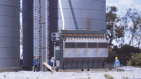Walthers Cornerstone HO Grain Dryer - Kit