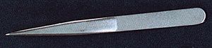 Mascot Fine Pointed Tweezers 4-1/4