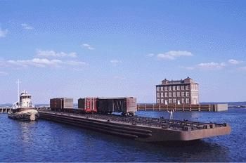 Walthers Cornerstone Railroad Car Float -- Kit - 39 x 5-1/2 x 1  99.1 x 14 x 2.5cm