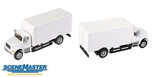 Walthers SceneMaster International 4900 Single-Axle Box Van - White Cab & Box