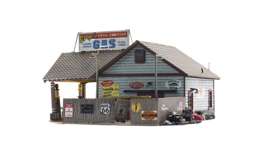Woodland Scenics HO Built & Ready - Assembled -  Ethyl's Gas & Service