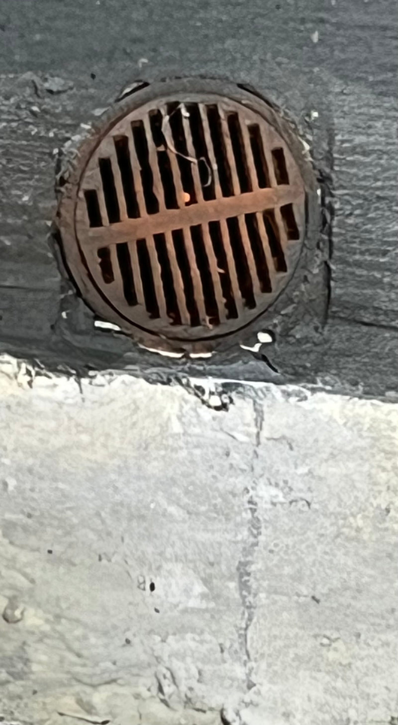 Load image into Gallery viewer, S.V.R. HO Manhole Cover - 16pcs
