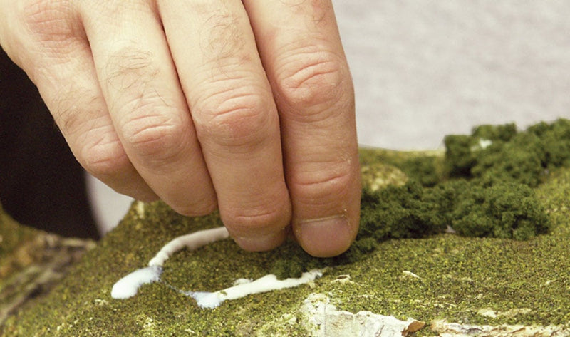 Chargez l&#39;image dans la visionneuse de la galerie, Woodland Scenics Scenic Glue 8oz 237mL
